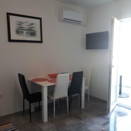 Apartmani Korina Starigrad Paklenica Luaran gambar