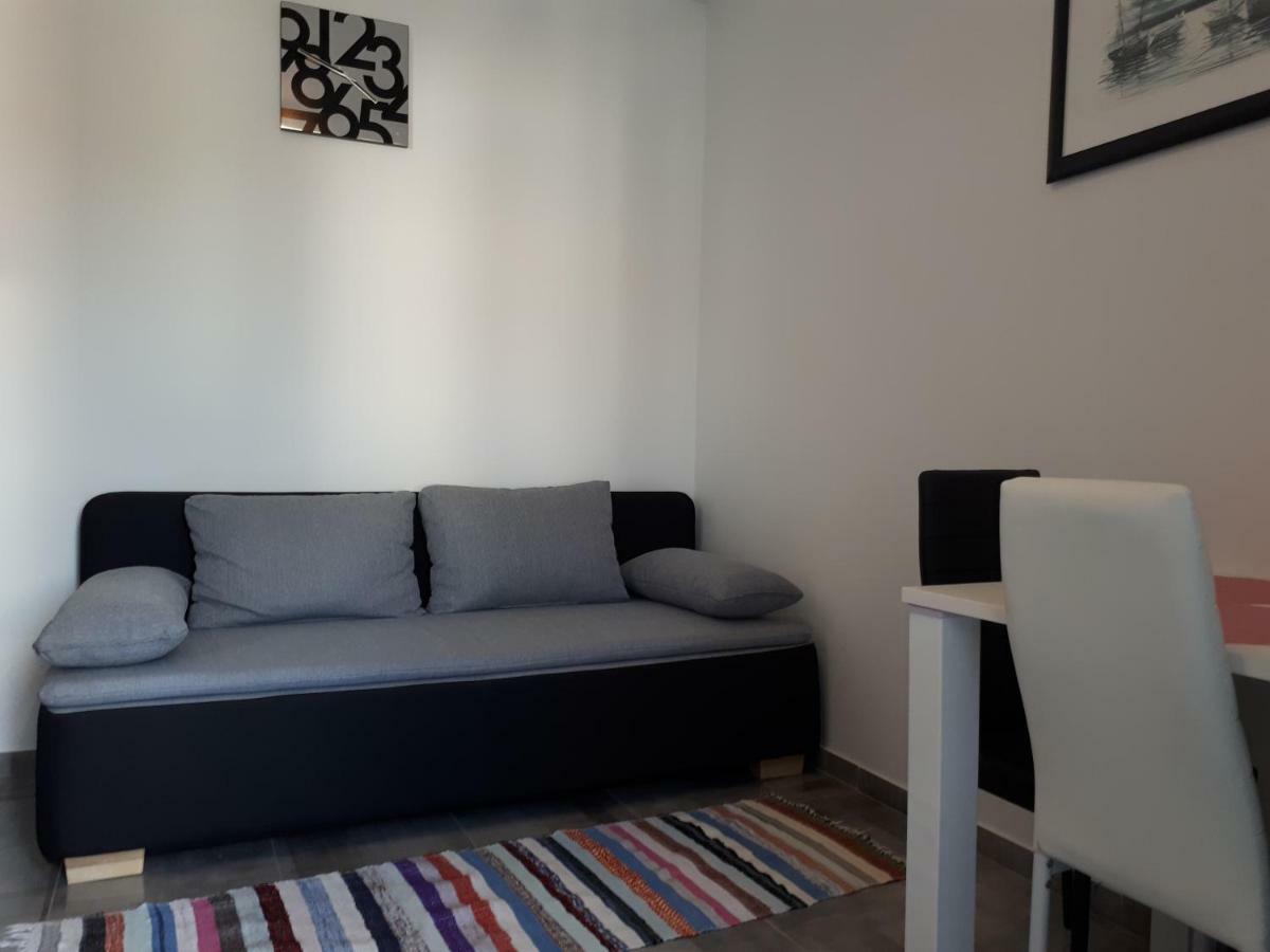 Apartmani Korina Starigrad Paklenica Luaran gambar