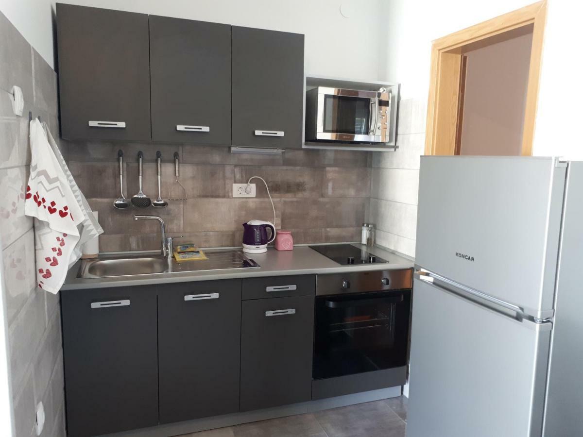Apartmani Korina Starigrad Paklenica Luaran gambar