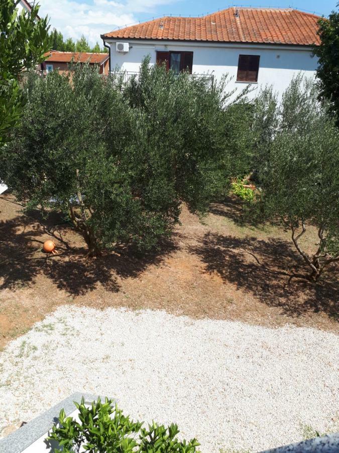Apartmani Korina Starigrad Paklenica Luaran gambar